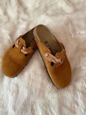 Birkenstock women’s Boston Braided suede leather clog